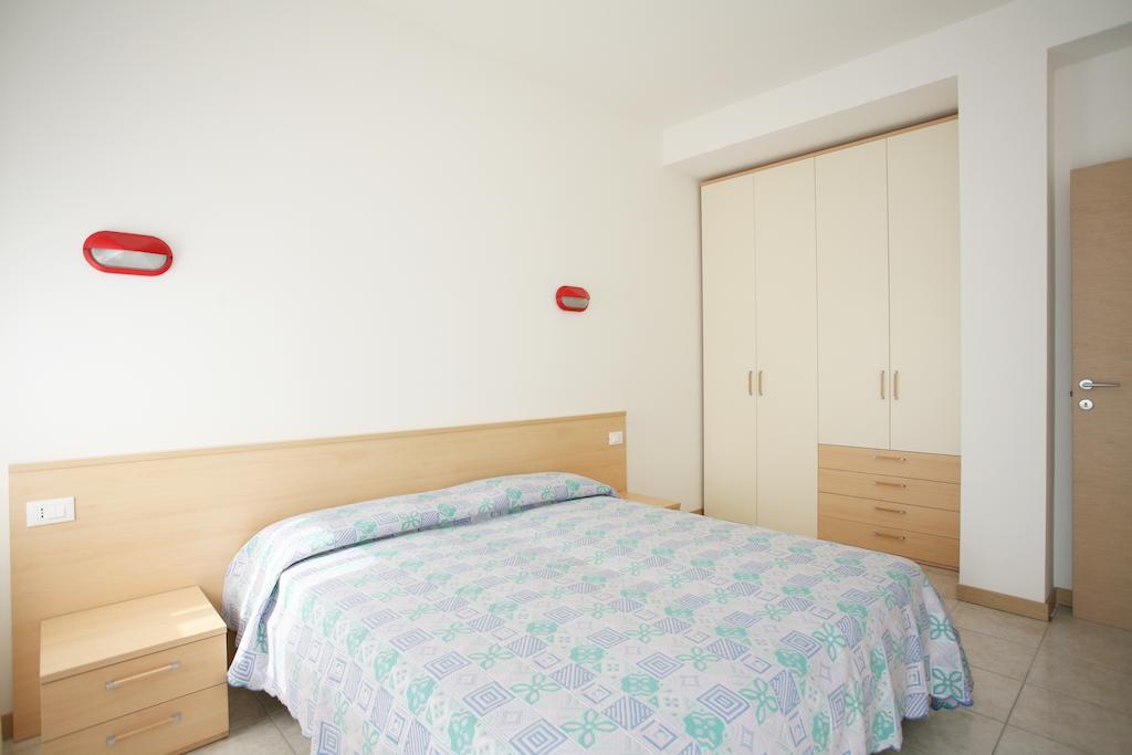 Residence Capinera ซอตโตมารีนา ภายนอก รูปภาพ